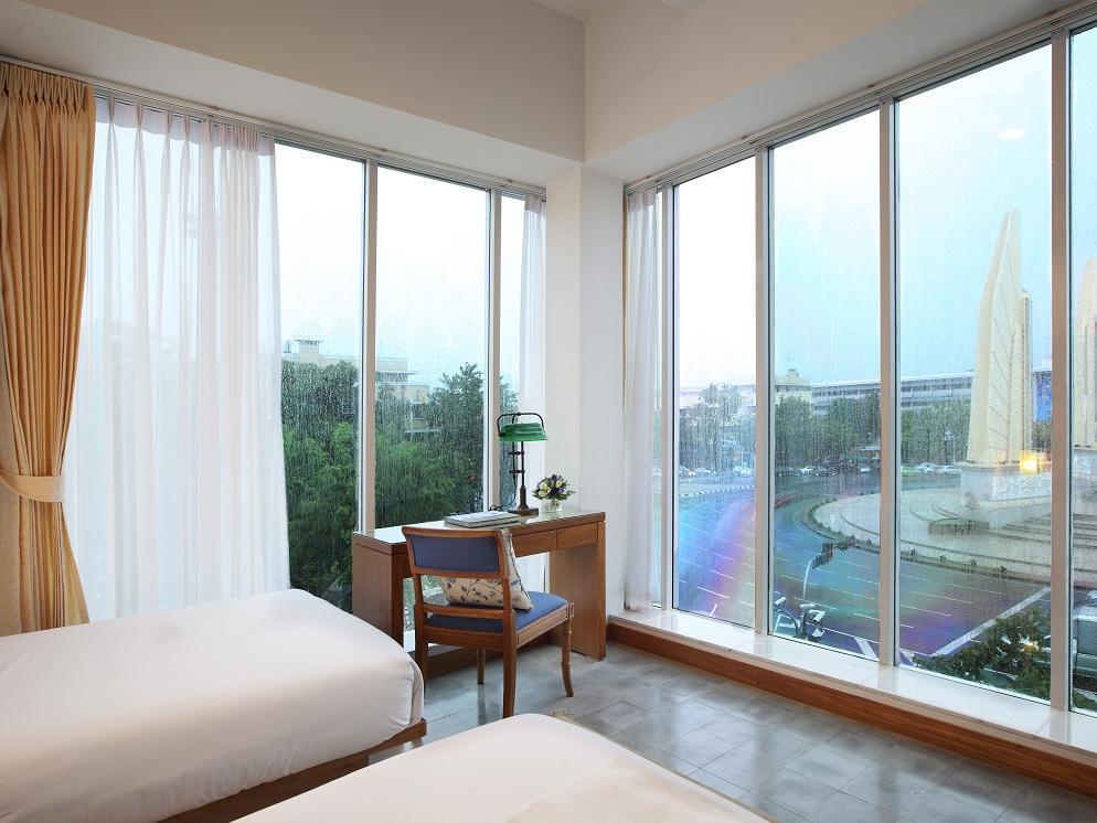 Albergue Baan Dinso Bangkok Exterior foto