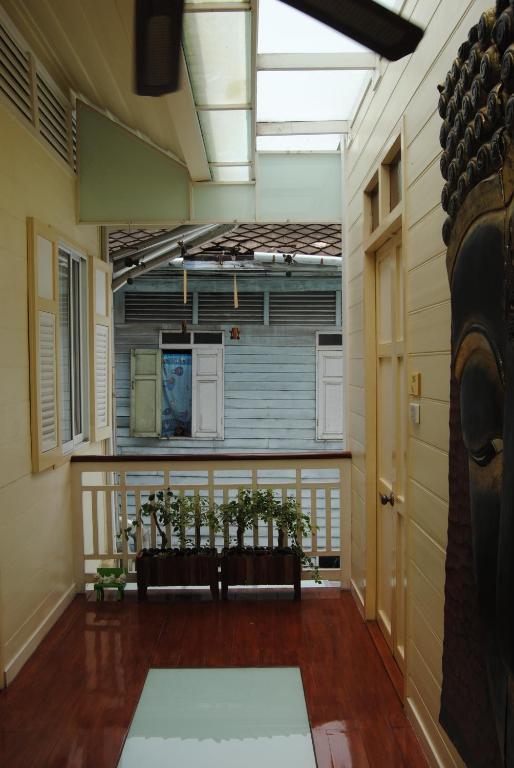 Albergue Baan Dinso Bangkok Exterior foto
