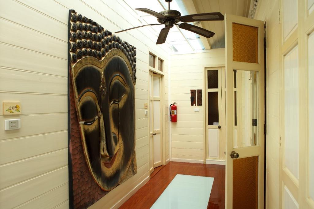 Albergue Baan Dinso Bangkok Exterior foto