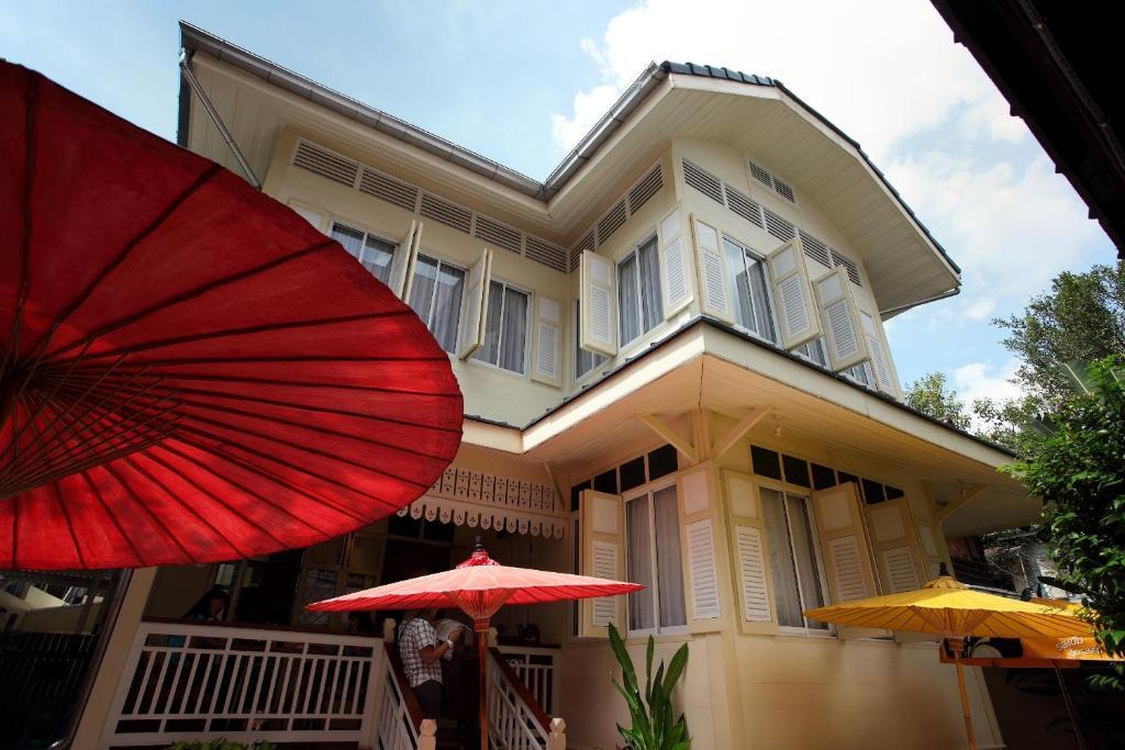 Albergue Baan Dinso Bangkok Exterior foto